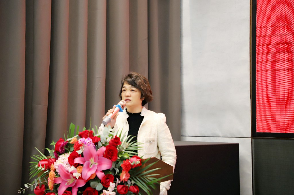 逆勢破局，再創(chuàng)新高｜東莞建工集團(tuán)2024年度總結(jié)暨2025年度戰(zhàn)略規(guī)劃會議成功召開(圖9)